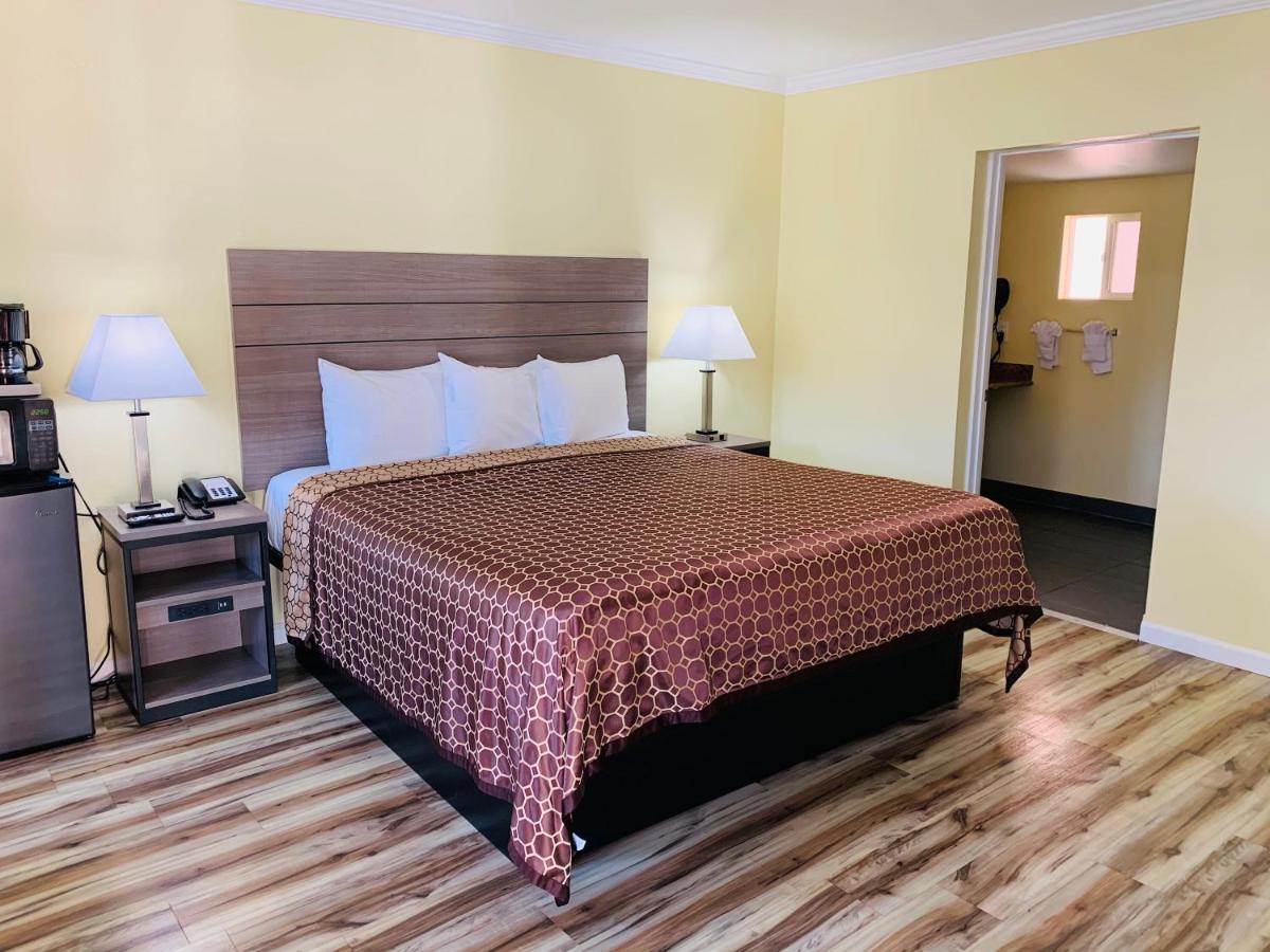Central Coast Inn 카유코스 외부 사진
