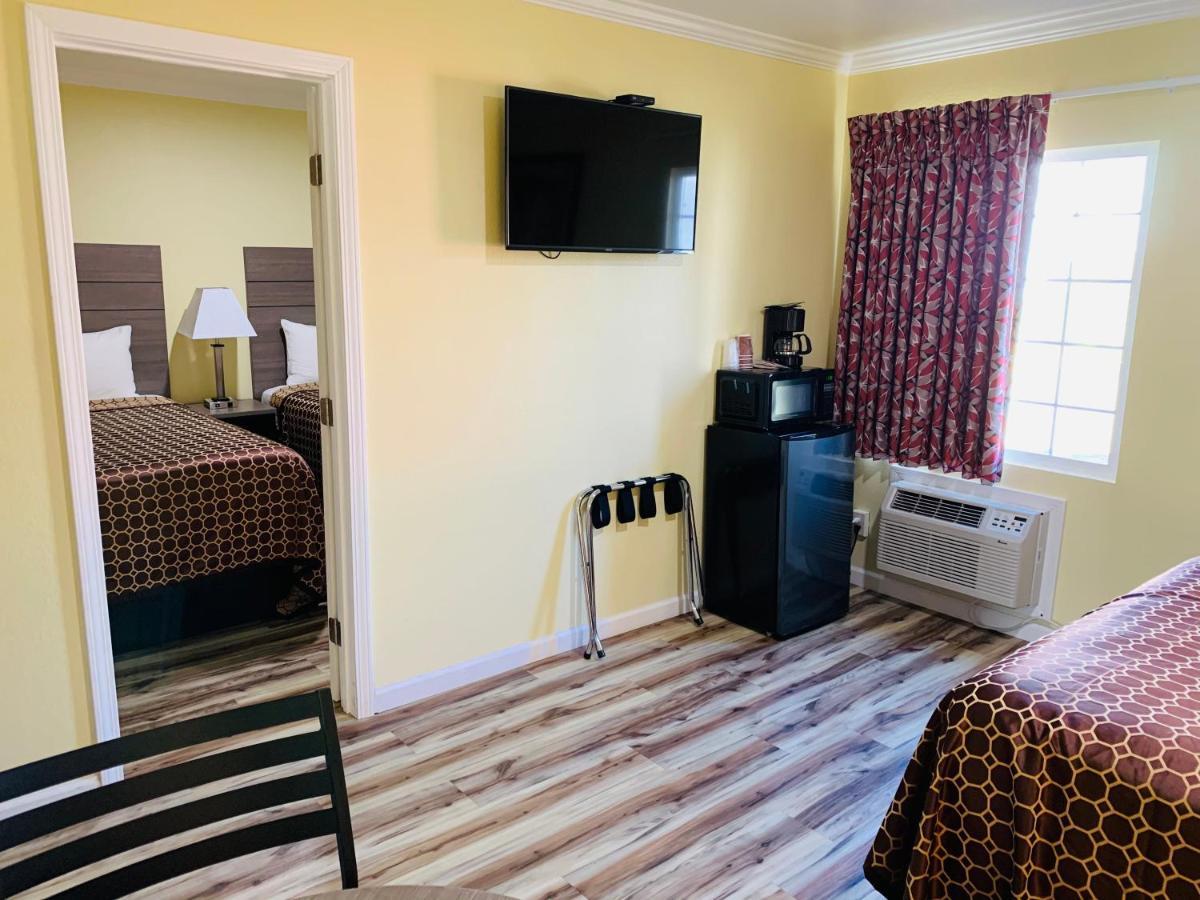 Central Coast Inn 카유코스 외부 사진