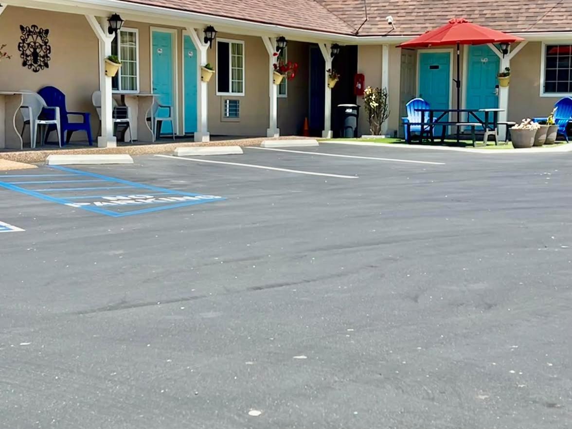 Central Coast Inn 카유코스 외부 사진